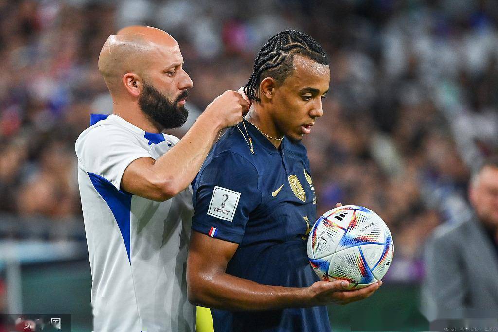 法国队轻取韩国队,辛杜高光表现 法国队轻取韩国队,辛杜高光表现