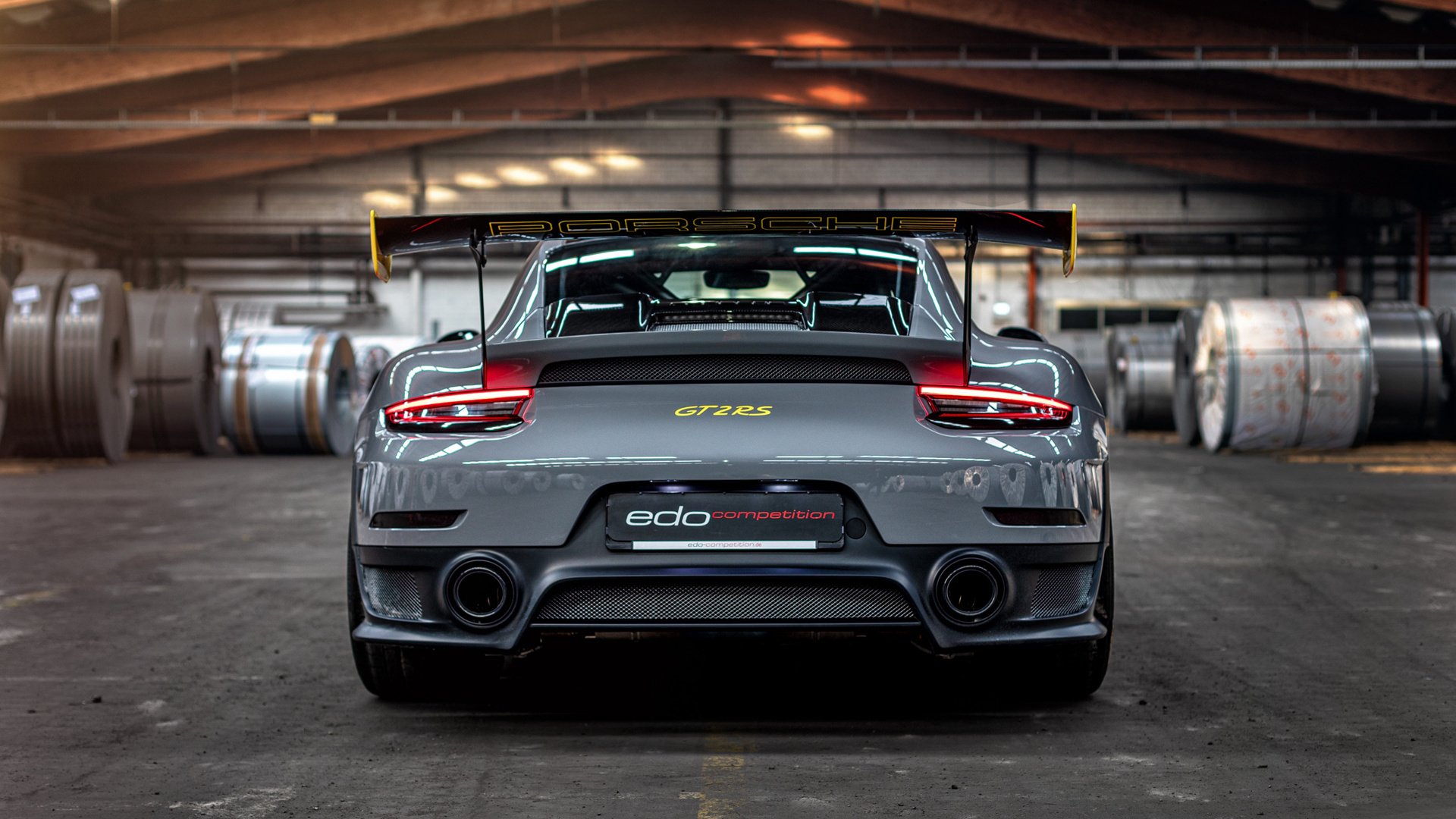 英超争冠之夜，伊布数据爆炸撕裂平行宇宙，观测者惊呼，他在对抗系统算法！